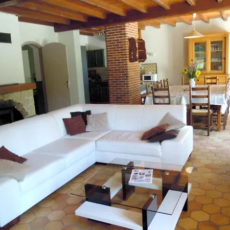 Casa vacanze House With 5 Bedrooms In Montpellier-de-medillan, With Furnished Garden - 20 Km From The Beach